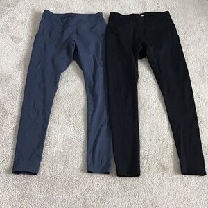 Women's Black and Blue Leggings